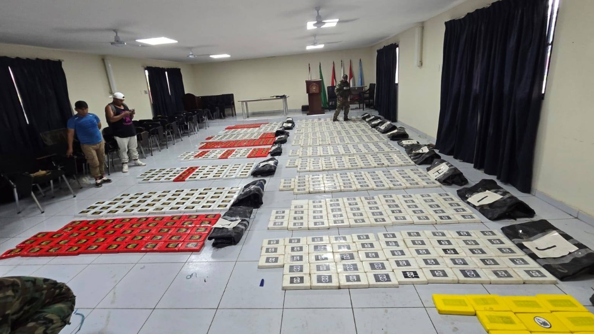 Fiscalía informó del hallazgo de más de 941 kilos de droga. Foto: Fiscalía.